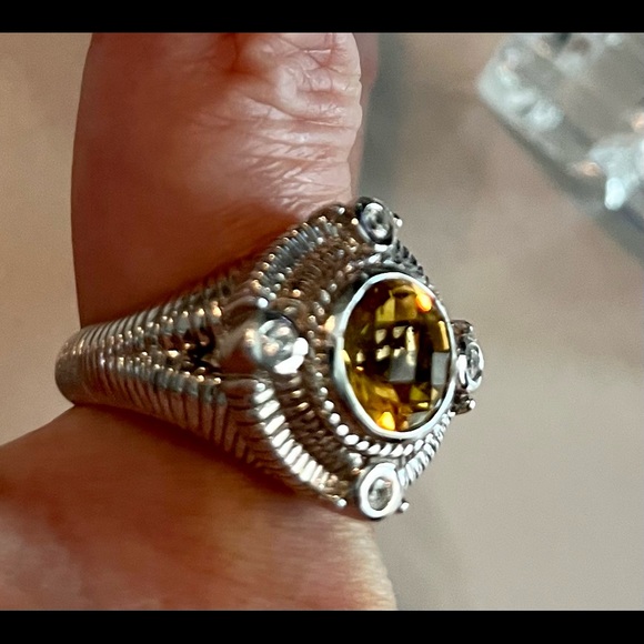 Lovely Judith Ripka Citrine Diamonique ring - Picture 3 of 6